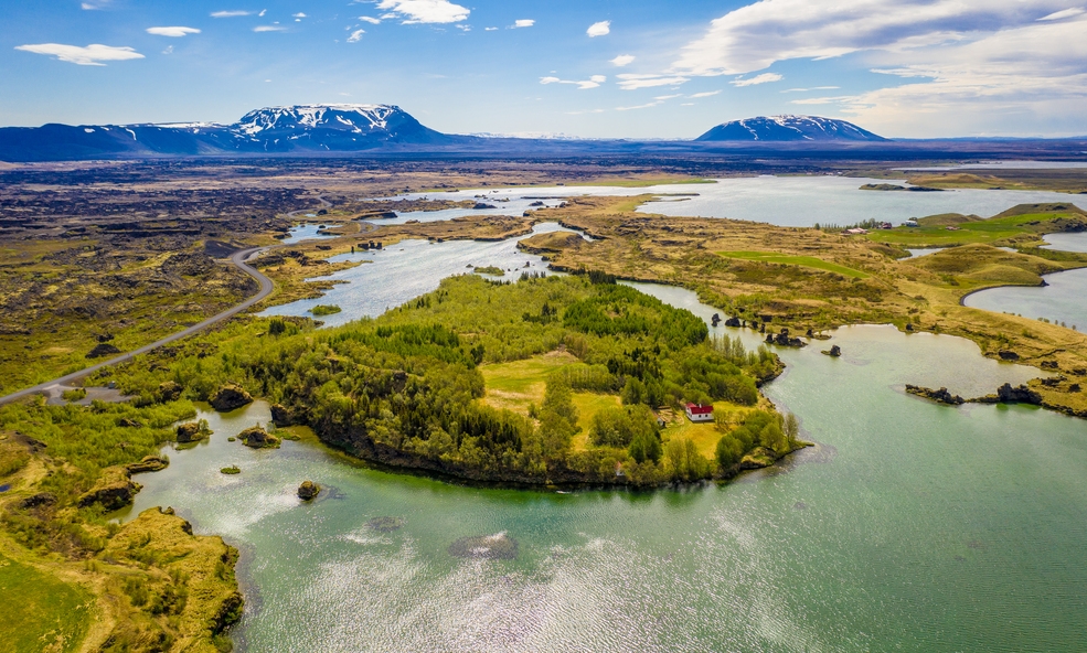 MvatnAuunn_Nielsson_-_Visit_North_Iceland_slider_1732862336.jpg