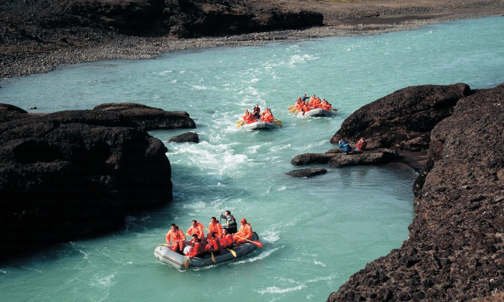 visit_iceland-f64fb042195a7e36_slider_1733819651.jpg